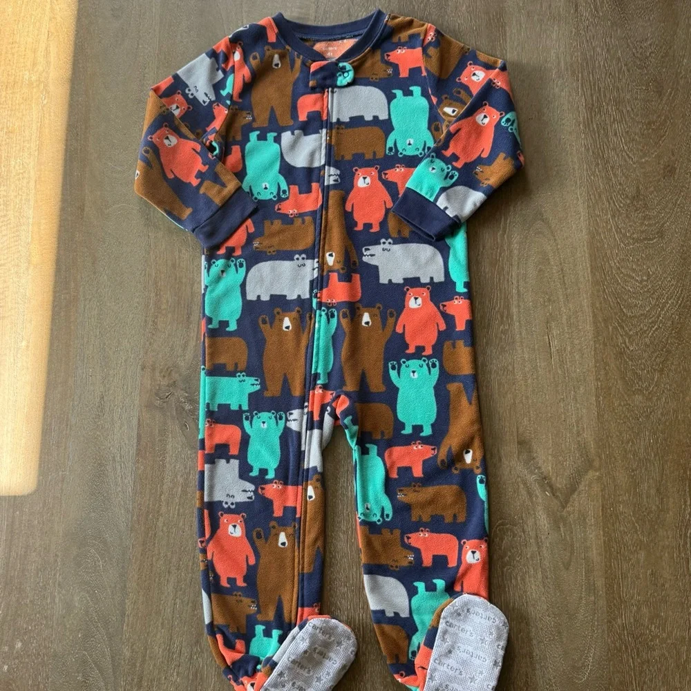 🐻 2/$25 • Carter's | Bundle • Cute Bear Print Onesie Fleece Jammies • 3T/4T